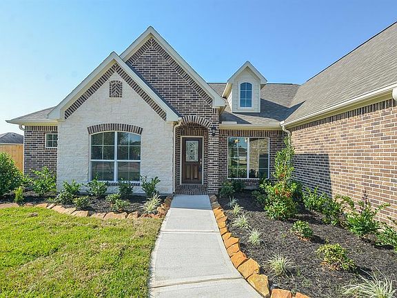 3rd image of 17819 Oakfield Glen Ln