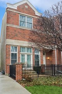 3354 Church St, Evanston, IL, 60203
