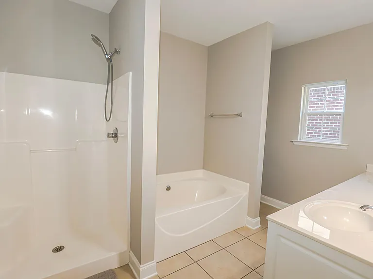 4453 Galway Dr — Photo 13