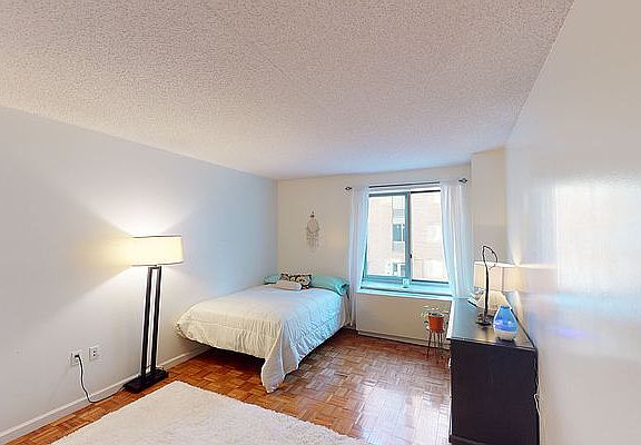 5th image of 300 W 135th St APT 3A