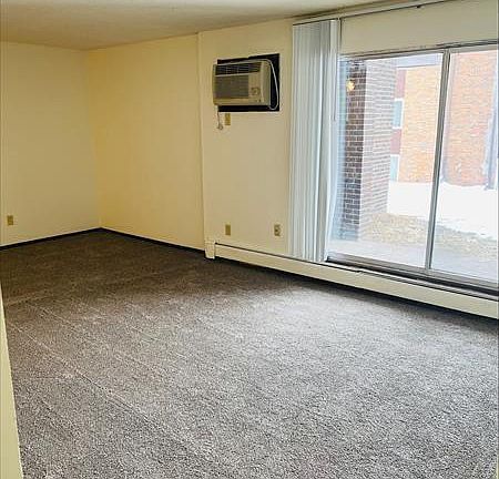 4th image of 1266 Hazelwood St APT 206