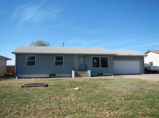 1806 Maple St, Ellis, KS 67637