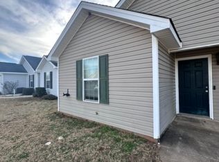 404 Grand Ave, Bonaire, GA