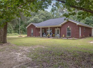 7816 Coleman Homestead Rd, Moss Point, MS 39562