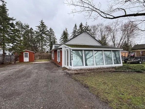 7420 Mapleview Rd, Cicero, NY 13039