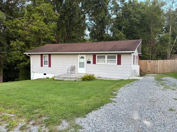 128 Tully Ave, Fayetteville, WV 25840