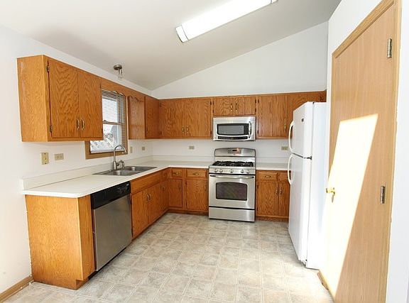 5th image of 7010 Manchester Dr