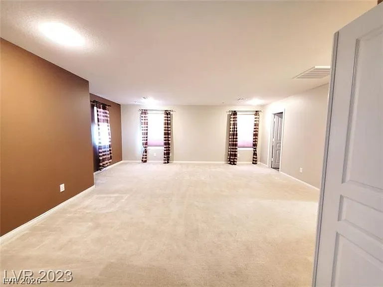 2081 Self Portrait St — Photo 29