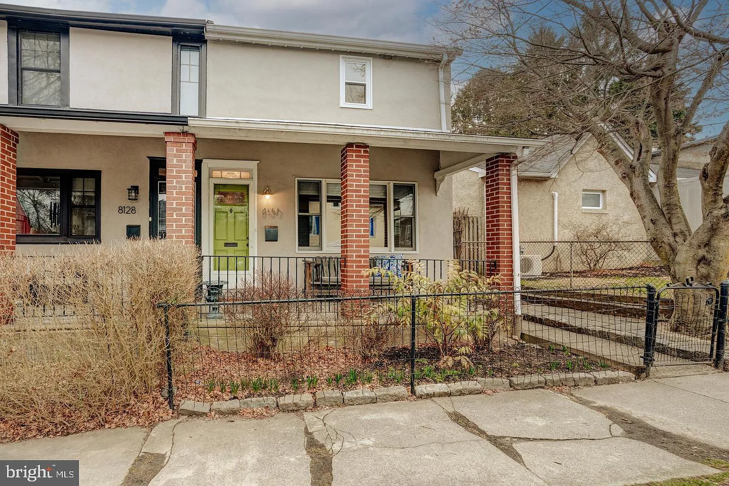 2 bed, 1.0 bath, 1140 sqft, $2,650 — Photo 1