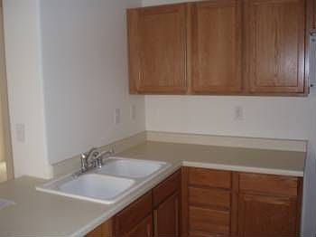 5th image of 7421 Margollini St