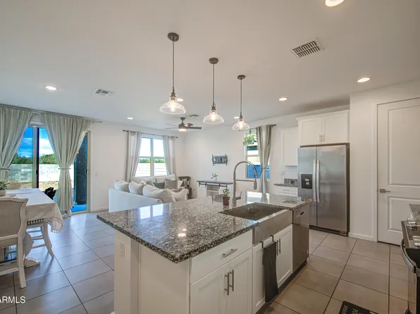 17312 W RED FOX Road, Surprise, AZ 85387