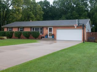 128 Easthill Dr, Battle Creek, MI 49014