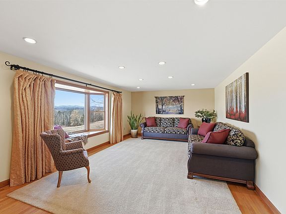 5th image of 1025 Fish Hill Road