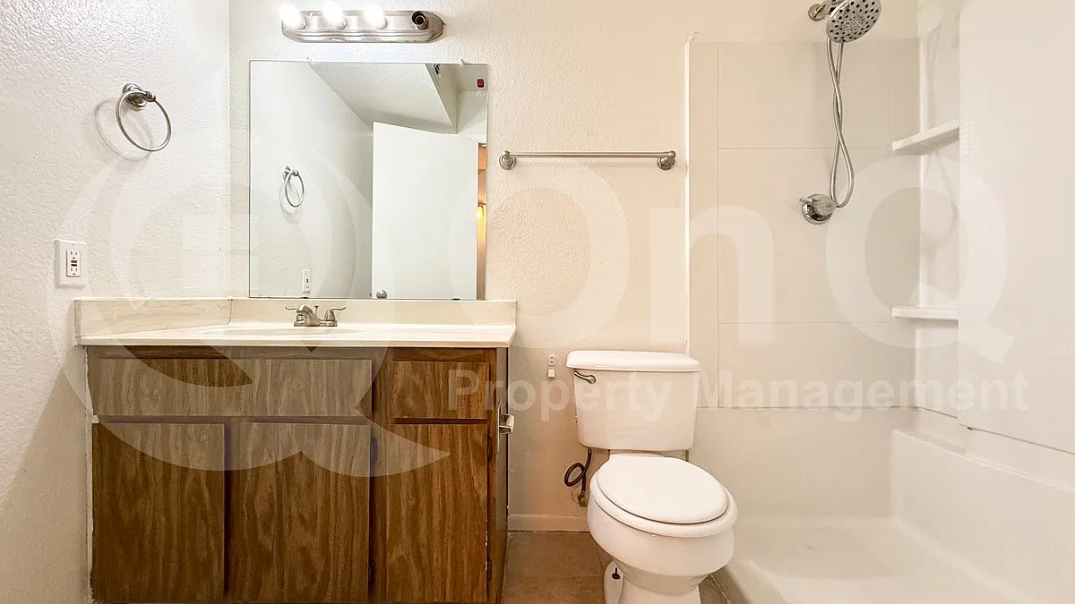 Building Photo - 3132 W Harmont Dr