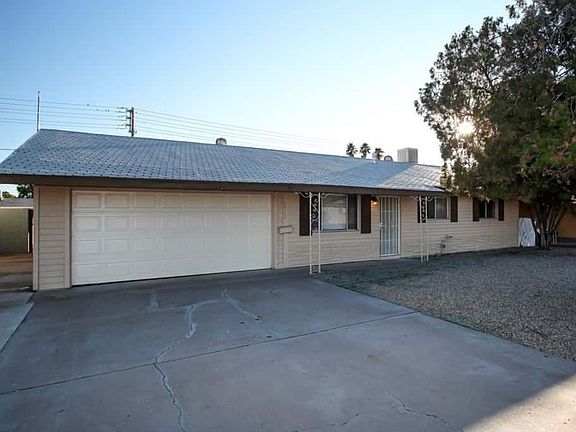 3rd image of 3925 W El Camino Dr