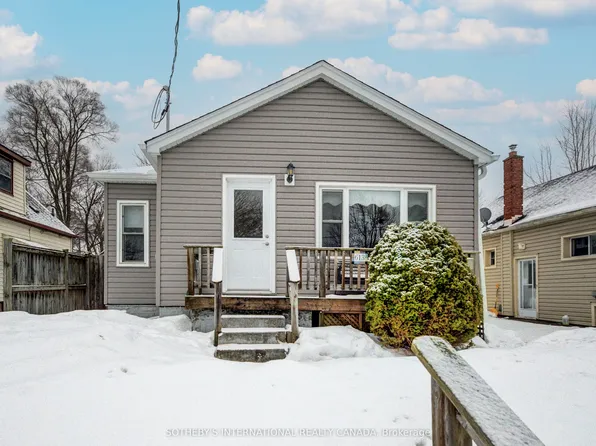613 Guelph St, Kitchener, ON N2H 5Y5