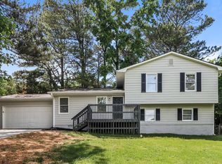 585 Cedar Ct, Dacula, GA 30019