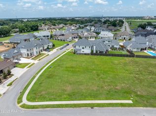 100 & 102 Sonoma Way, Lafayette, LA 70508