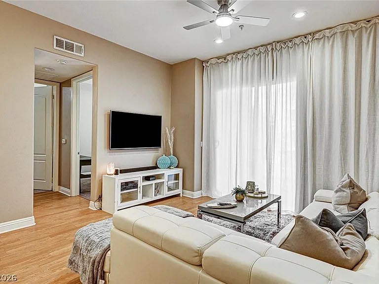 56 E Serene Ave #225 — Photo 2