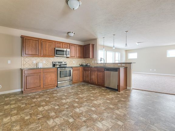 5th image of 3608 Durham Ln