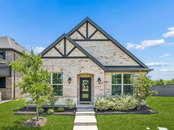 1704 Elise Ln, Aubrey, TX 76227