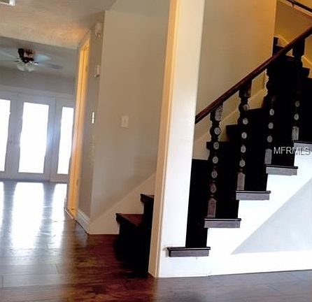 3rd image of 13811 Capitol Dr
