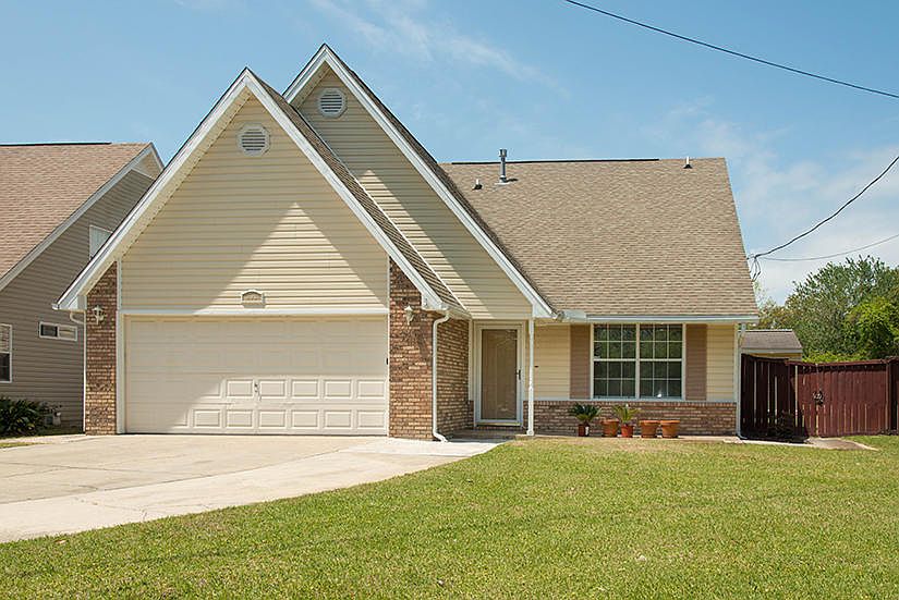 1st image of 386 Brookwood Blvd