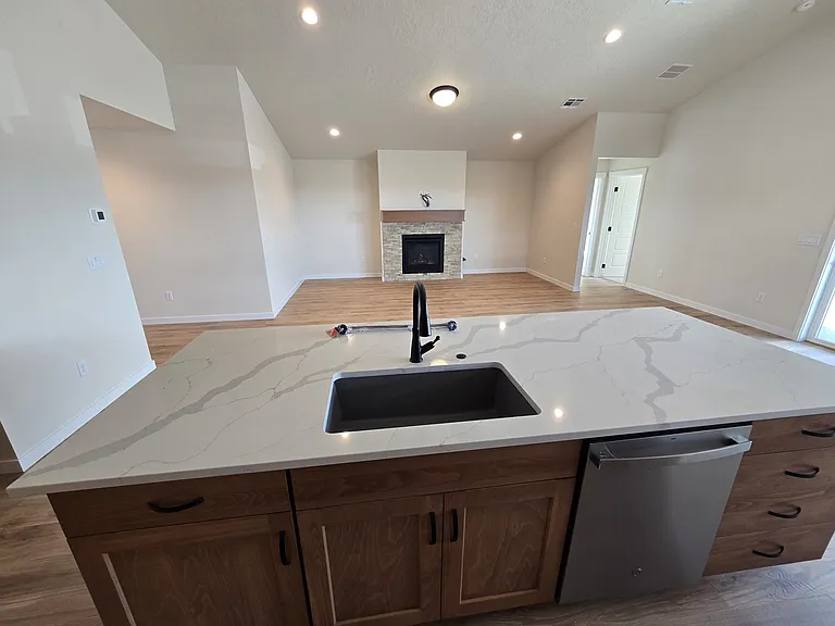 4415 Belethor Ave — Photo 17