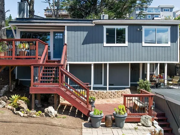 377 Beaumont Blvd, Pacifica, CA 94044