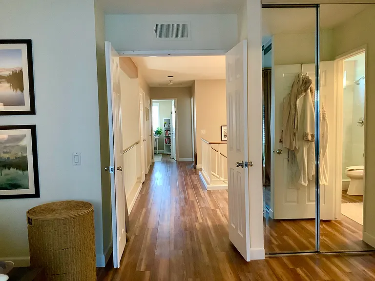1940 Rosewood St — Photo 22