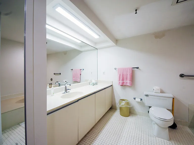 2450 Presidential Way #208 — Photo 26