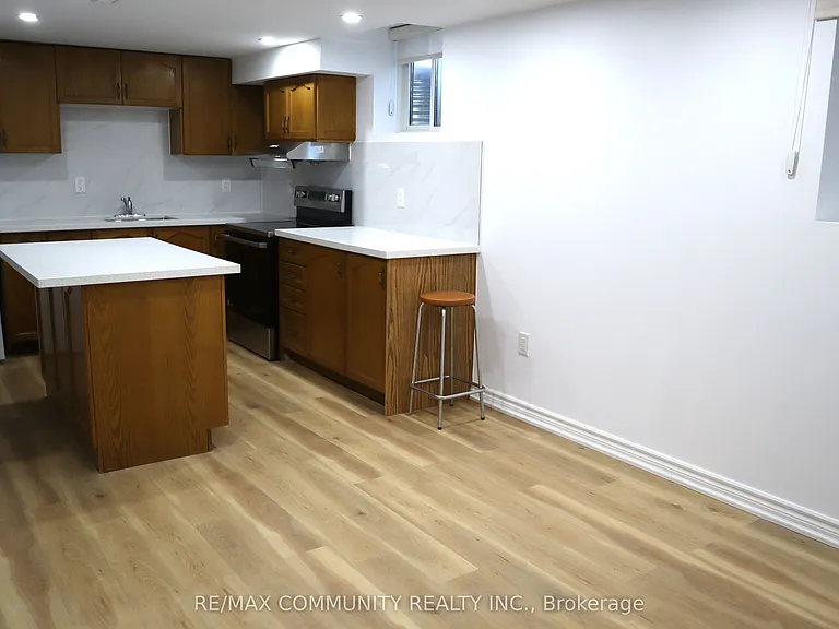 3254 Cambourne Cres #BASEMENT — Photo 3