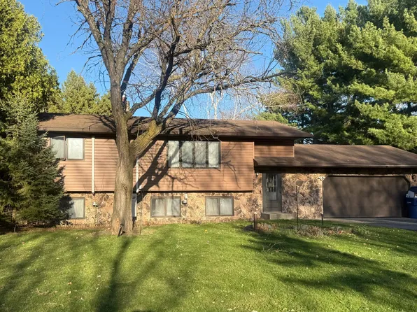 1748 Cypress Rd, Saint Cloud, MN 56303