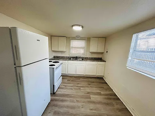 214 E Huff Ave #3 Photo 1