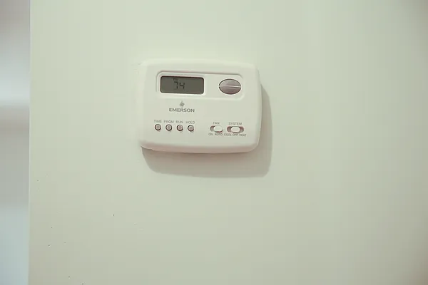 Rented by Prime Square Realty | media 20