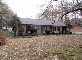 1103 Lady Marion Dr, Union City, TN 38261