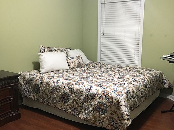 4th image of 3903 Botsford Ct Unit 201