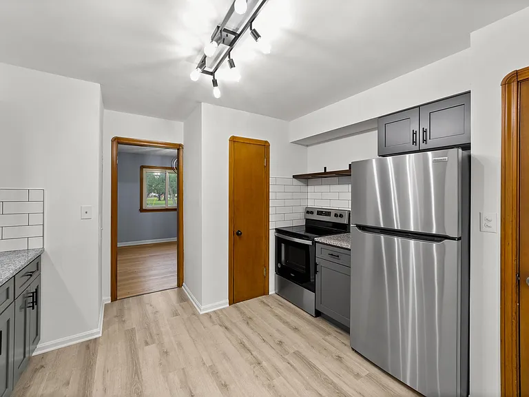 6229 Stanbury Rd — Photo 6