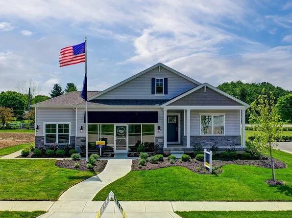 107 Mannaseh Dr W, Granville, OH 43023