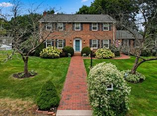 11 Plymouth Rd, Winchester, MA 01890