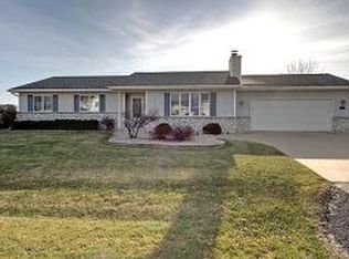 3479 Charlie Anna Dr, Oshkosh, WI 54904