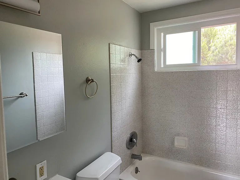 4964 Saratoga Ave #1-9 — Photo 5