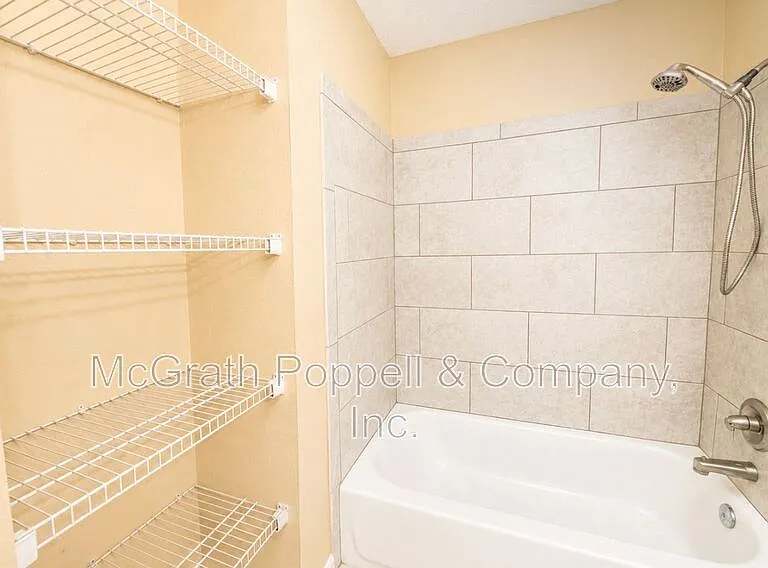 2302 Maki Rd #33 — Photo 13