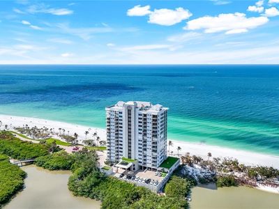 10 Seagate Dr #PENTHOUSE 2N, Naples, FL, 34103