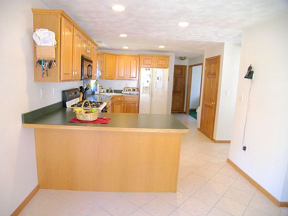Spacious Kitchen