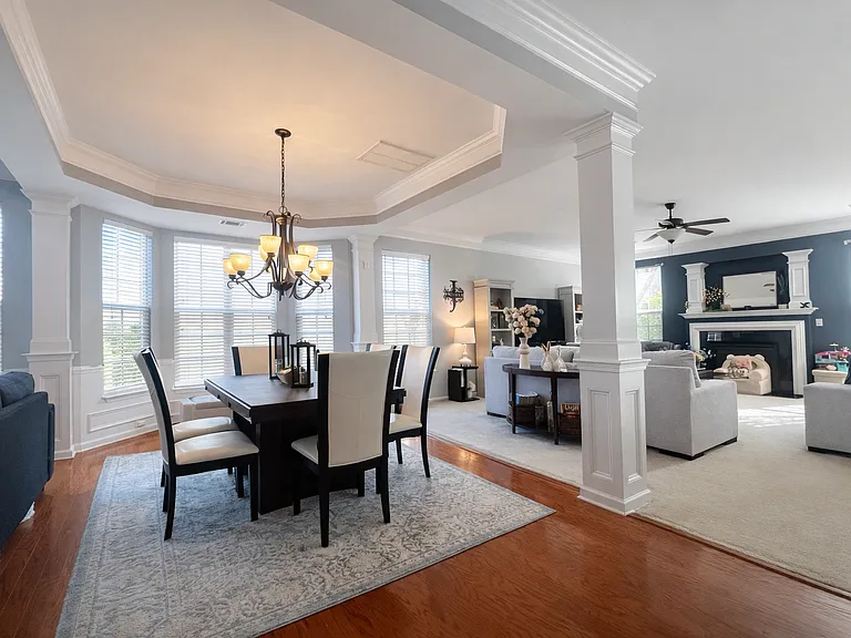 116 Kelsey Glen Ln — Photo 3