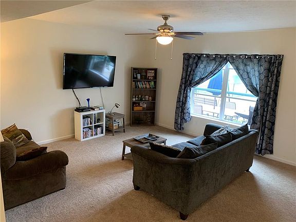 4th image of 526 N Wyndstone Way