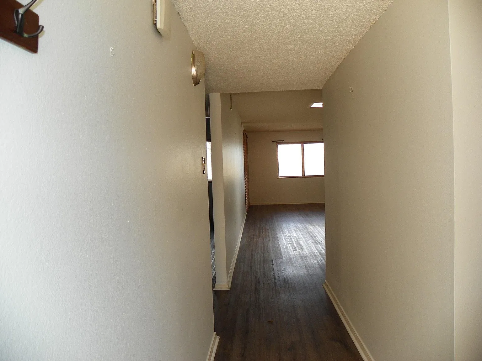 2 bed, 2.0 bath, 1115 sqft, $1,800 — Photo 3