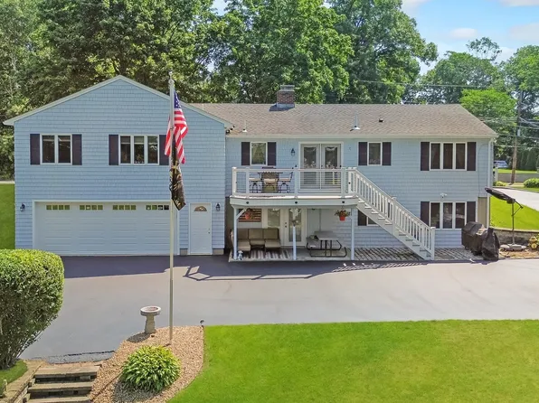 34 Macarthur Dr, Millbury, MA 01527