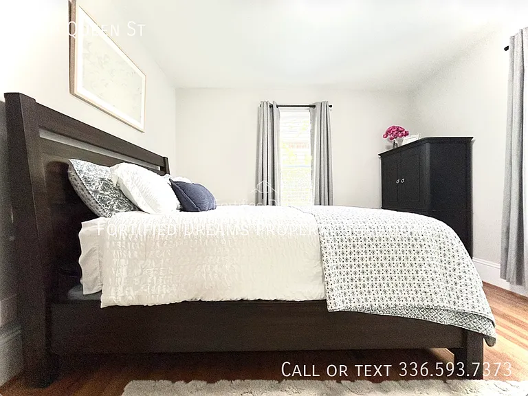 2240 Queen St — Photo 18